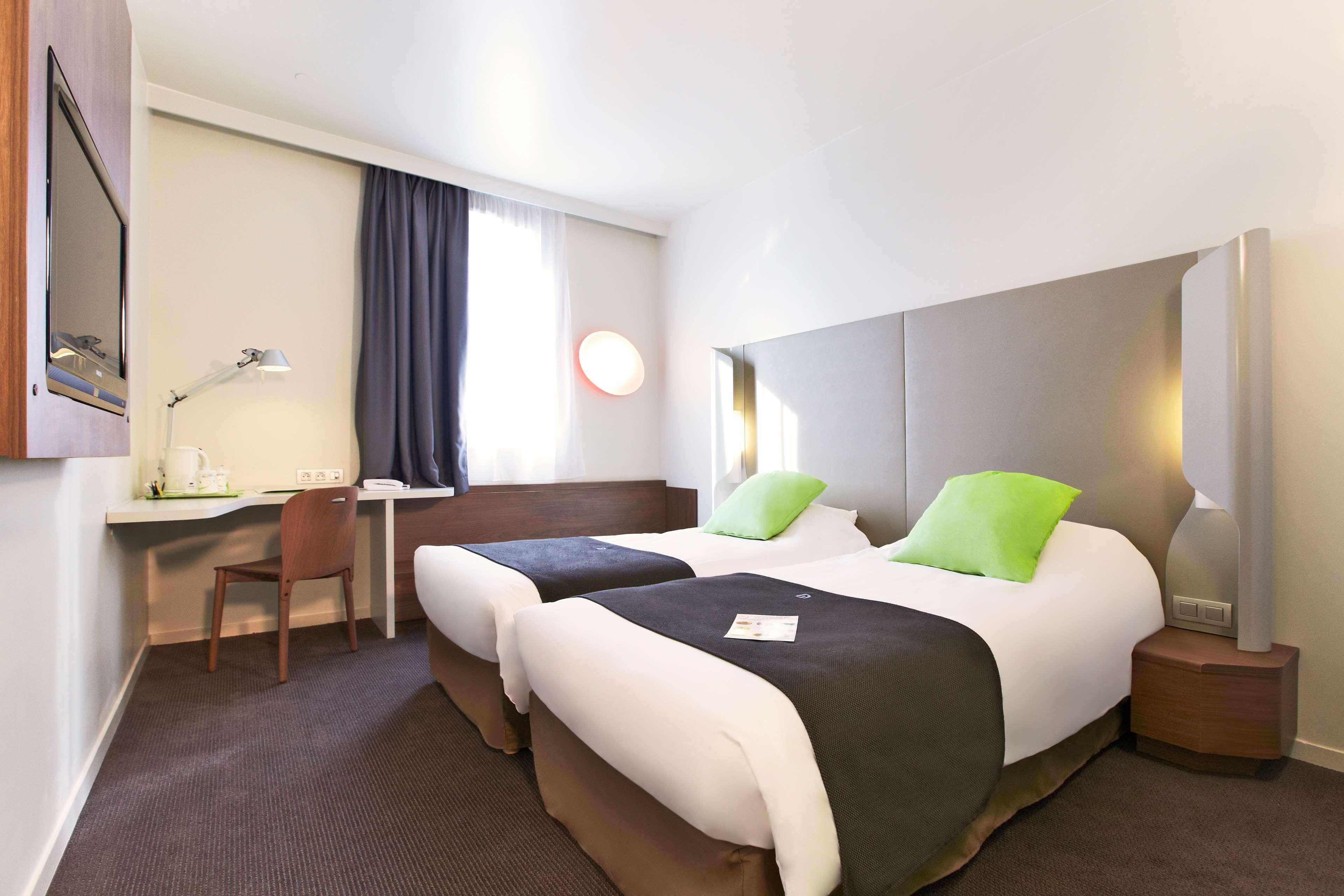Campanile Montargis - Amilly Hotel Amilly  Ngoại thất bức ảnh