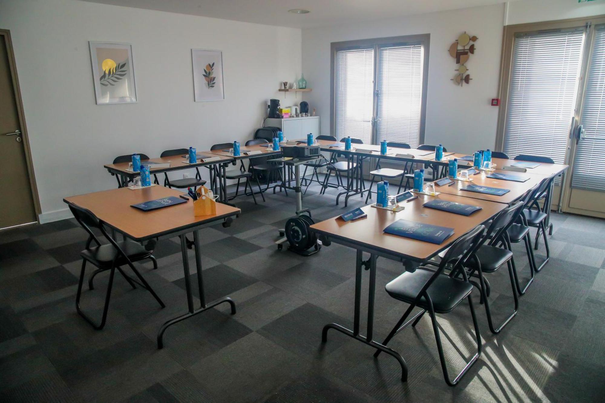 Campanile Montargis - Amilly Hotel Amilly  Ngoại thất bức ảnh