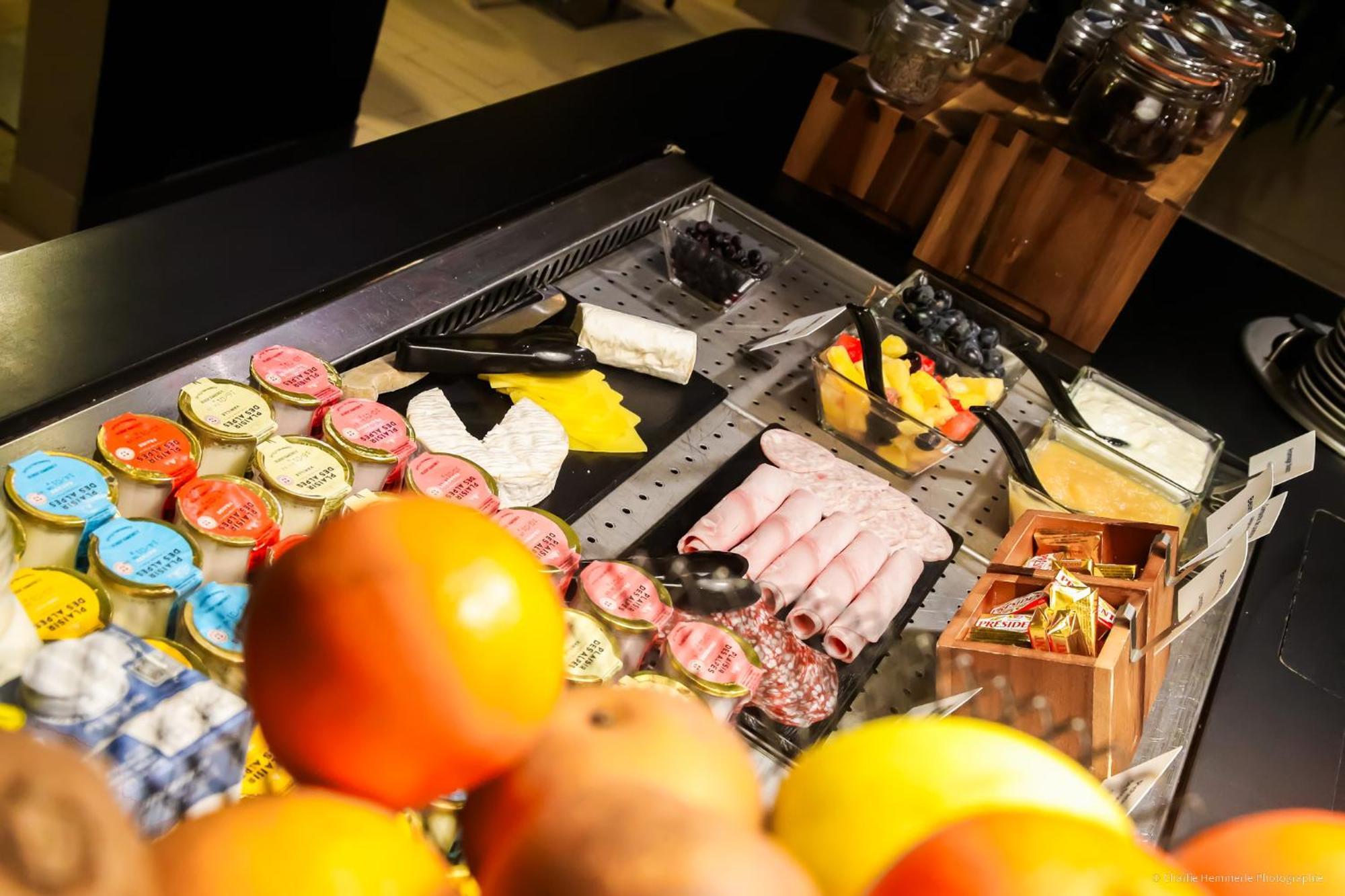 Campanile Montargis - Amilly Hotel Amilly  Ngoại thất bức ảnh